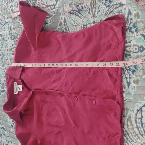 Pendleton 100% Silk Magenta Pink Button Up Short Sleeve Shirt - Picture 5 of 5